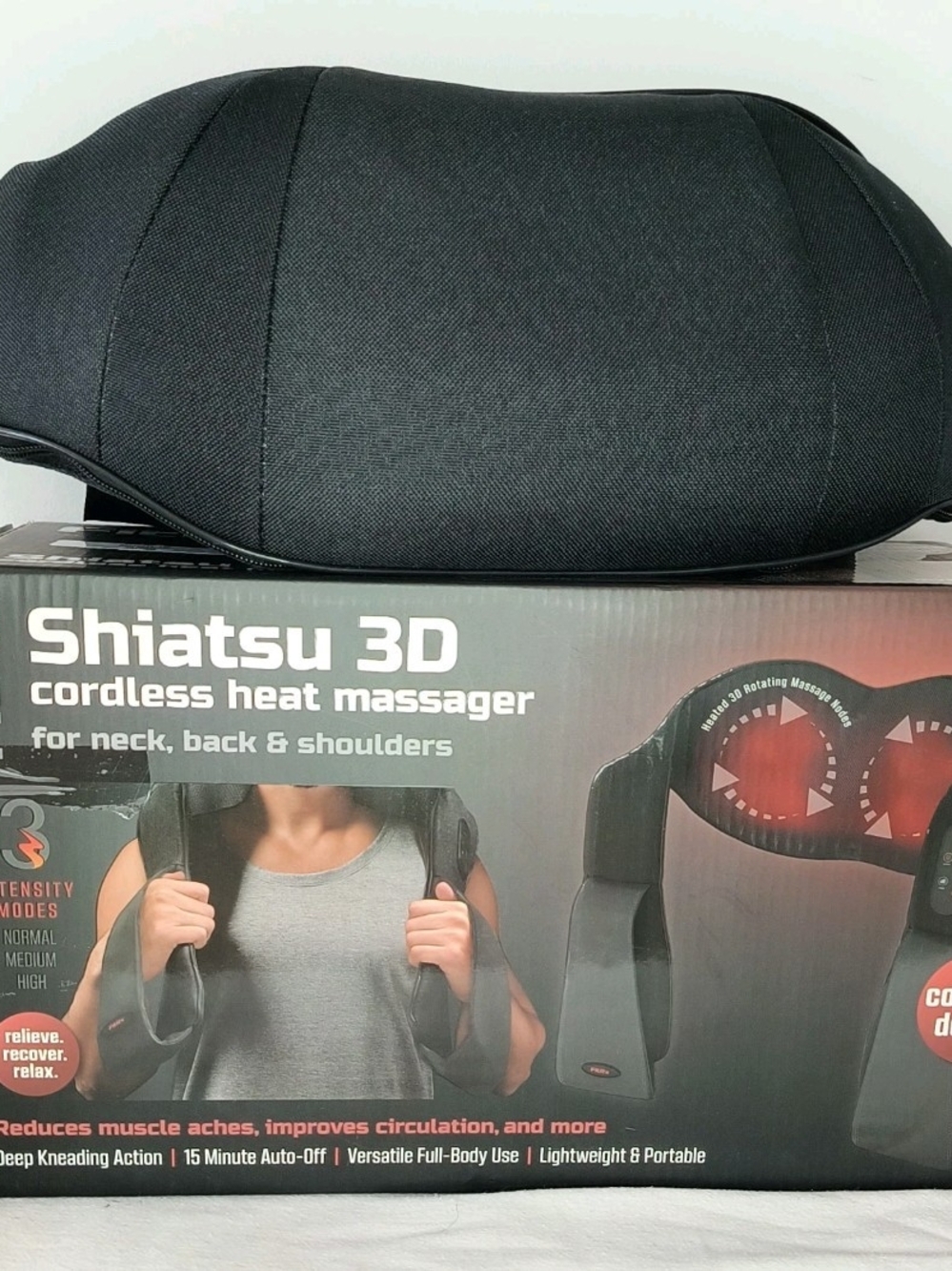 FitRx Shiatsu 3D Cordless Heat Massager Neck Shoulder Back Complete Box Manual